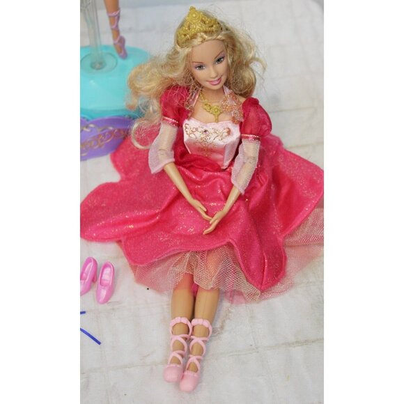 Barbie 12 Dancing Princess Lot Genevieve Isla Hadley Kathleen Prince Derek Shoes - Picture 8 of 13